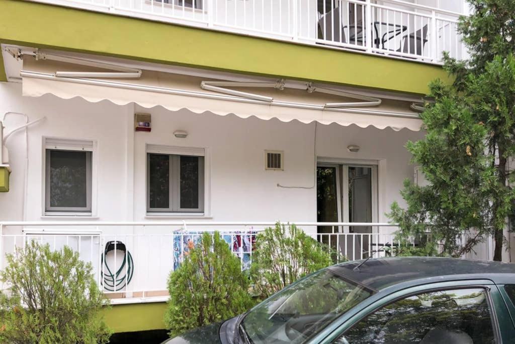 Cozy Studio Near The Beach Nea Iraklitsa Exterior foto